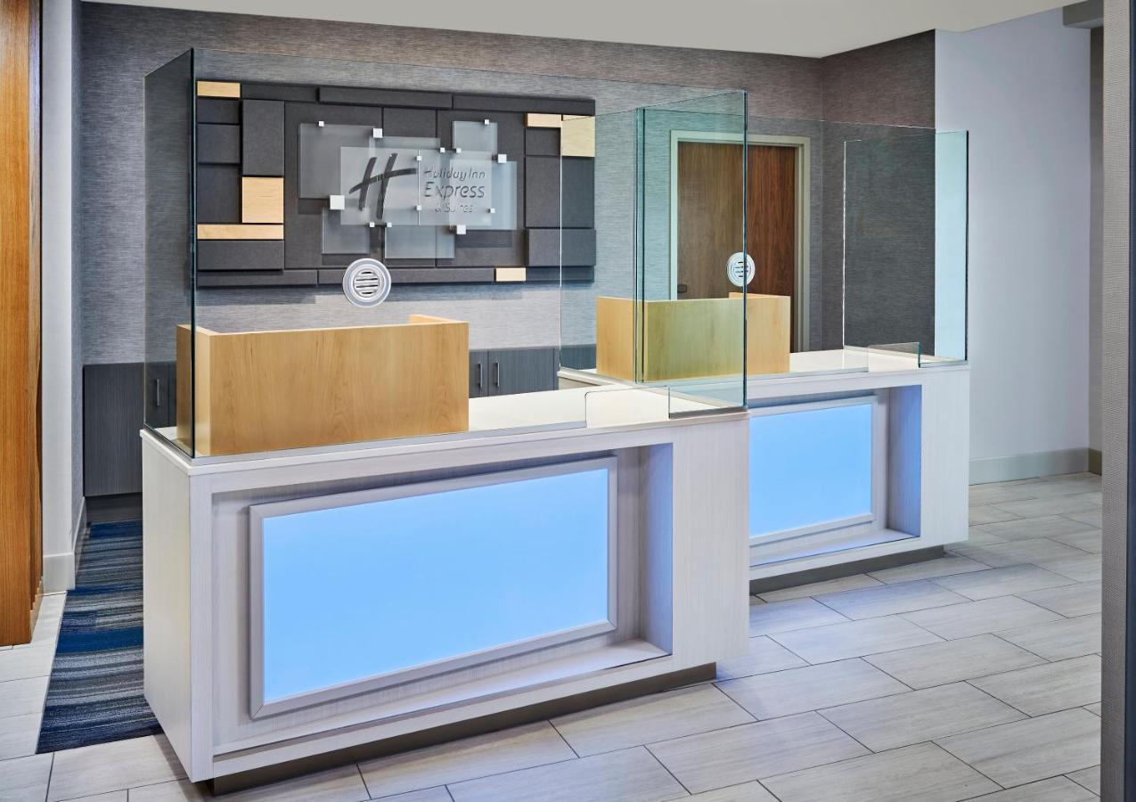 Holiday Inn Express & Suites Windsor East - Lakeshore By Ihg Tecumseh Εξωτερικό φωτογραφία