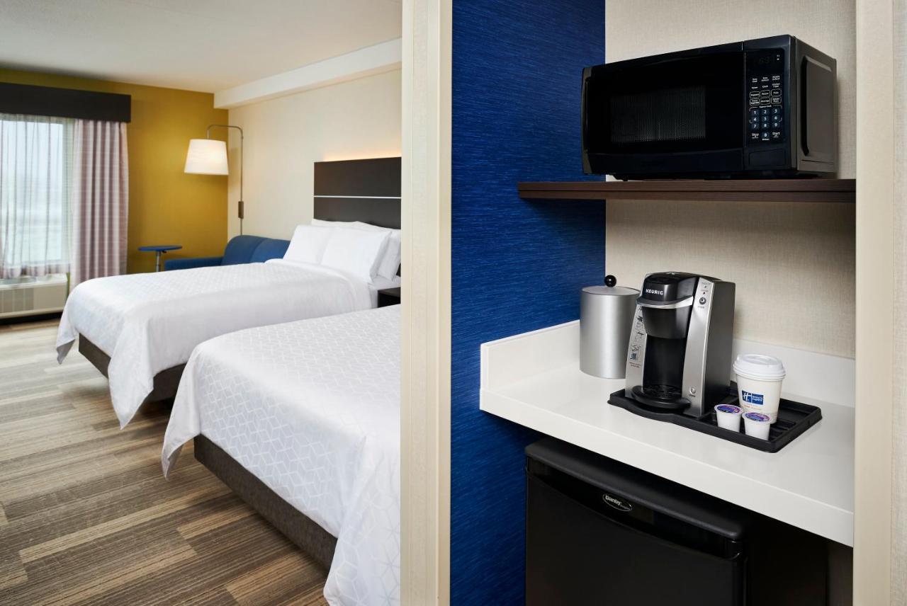Holiday Inn Express & Suites Windsor East - Lakeshore By Ihg Tecumseh Εξωτερικό φωτογραφία