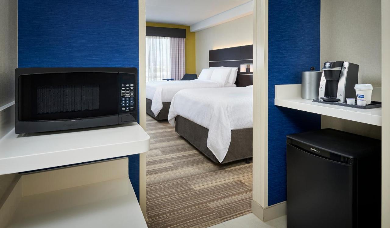 Holiday Inn Express & Suites Windsor East - Lakeshore By Ihg Tecumseh Εξωτερικό φωτογραφία